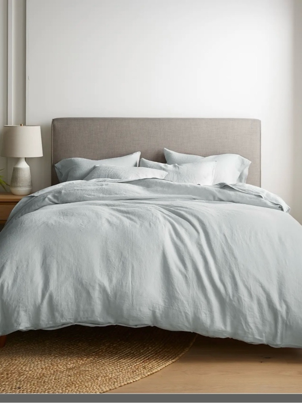 NWOT Quince European Linen 3 Piece Duvet Cover Set, Full/Queen (Mist)